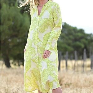 Las Surenas Lime Leopard Leaf Print Button-Front Tunic Dress